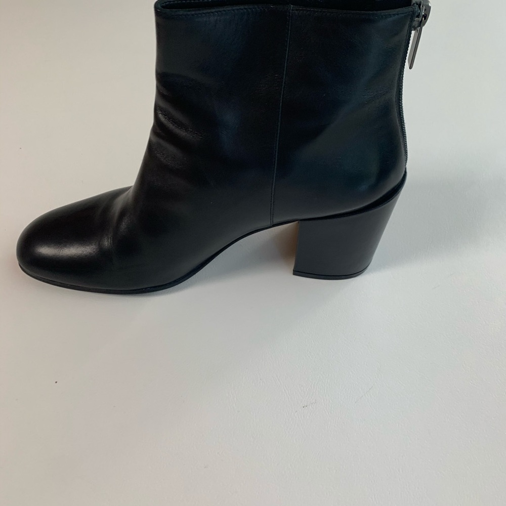 Stuart Weitzman Ankle Boots - image 5